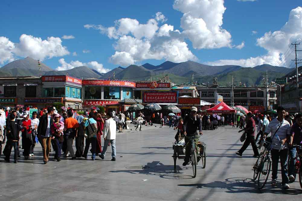 39 - Tibet - Lhasa, mercadillo y plaza de Barkhor